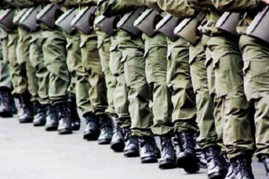 صورة:الجيش التونسي في "خدمة الشعب"