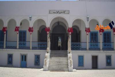 أعوان مجلس نواب الشعب يلوّحون بالاضراب
