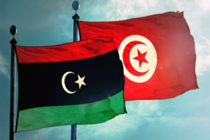 وزارة الخارجية التونسية تدعو  إلى الوقف الفوري للاقتتال في ليبيا