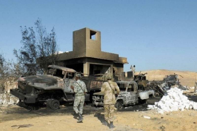 مصر:مقتل ضابط ومجند بتفجير مدرعة في سيناء