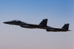 رويترز عن مصادر: السعودية قصفت مواقع جماعات مسلحة في العراق خلال الحرب