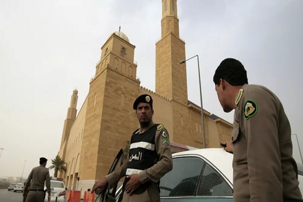 تزامنا مع هجوم نيس:هجوم بآلة حادة&quot; على القنصلية الفرنسية في مدينة جدة السعودية