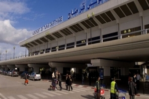 مطار تونس قرطاج: أعوان متلبسون بالسرقة في قبضة الامن