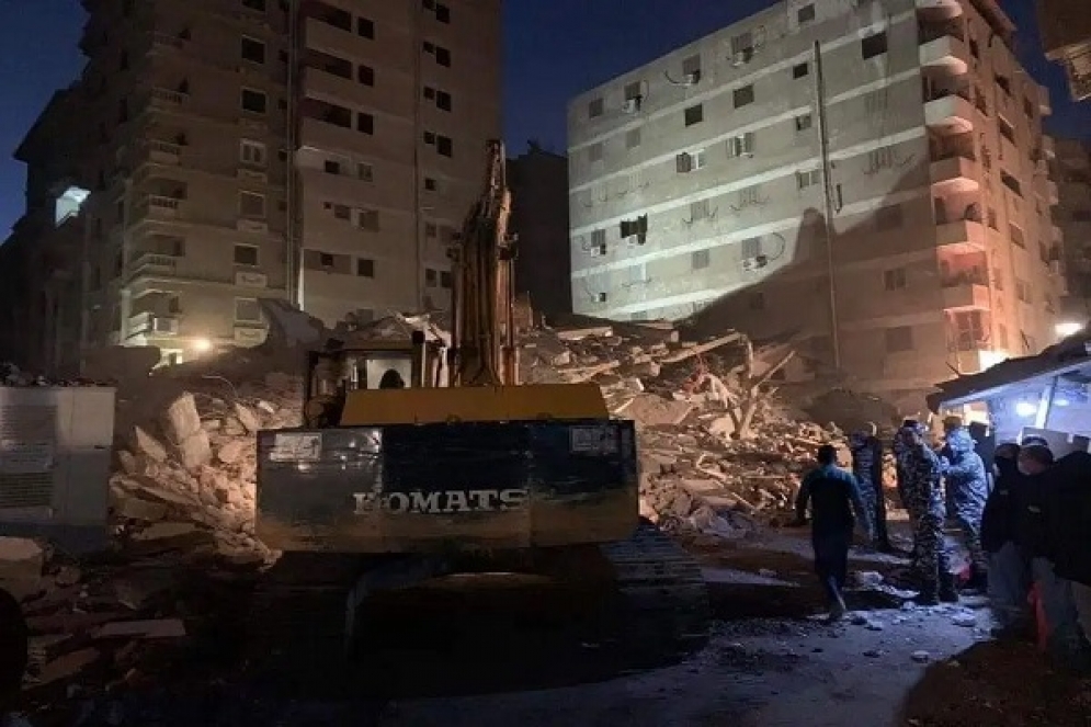 مصر:سقوط عدد من القتلى و الجرحى في انهيار مبنى