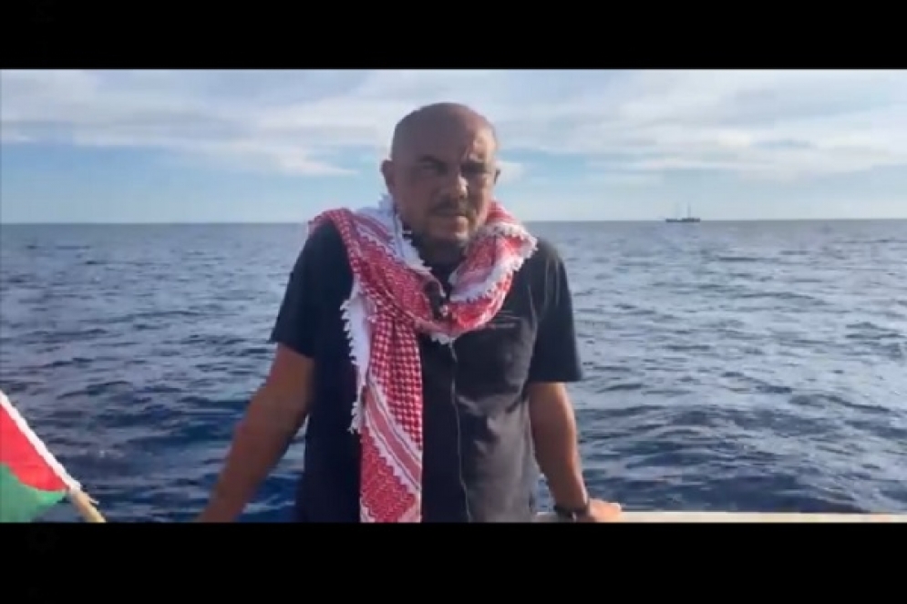 عضو الهيئة التسييرية لأسطول الصمود: الاتفاق على رسوّ وقتي وسط البحر في انتظار التحاق بقية السفن
