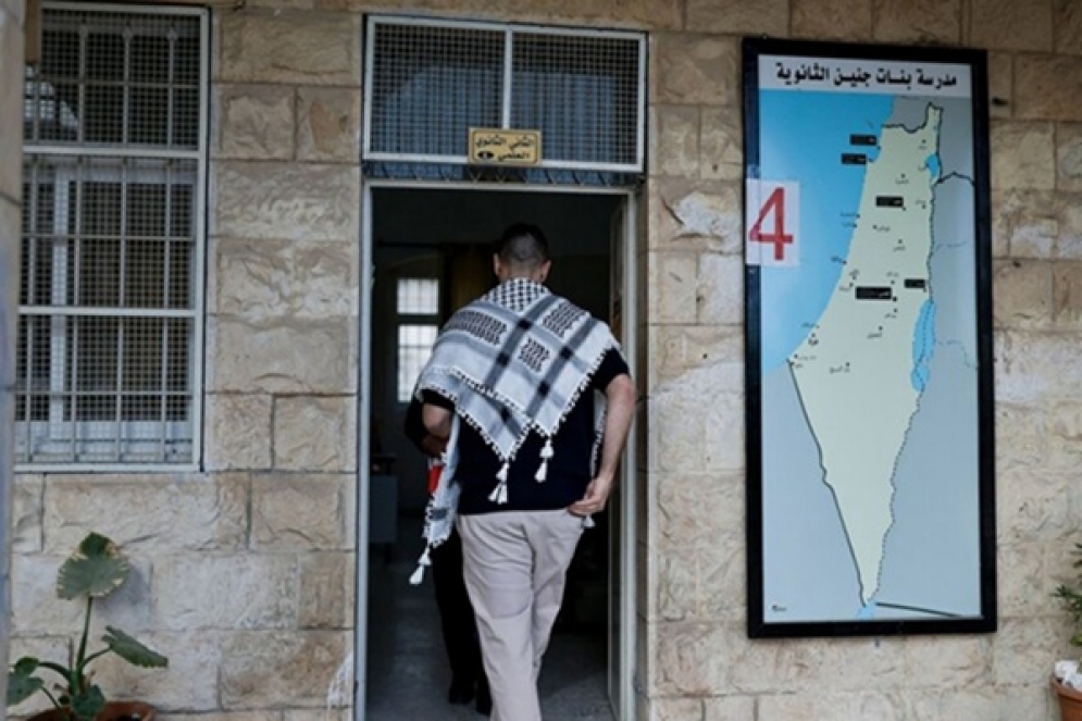 الفلسطينيون يدلون بأصواتهم في أول انتخابات بلدية منذ حرب غزة