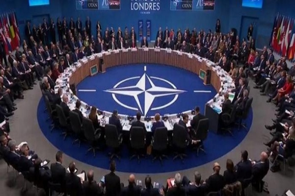 اجتماع لوزراء دفاع الناتو لبحث الوضع في اوكرانيا االيوم
