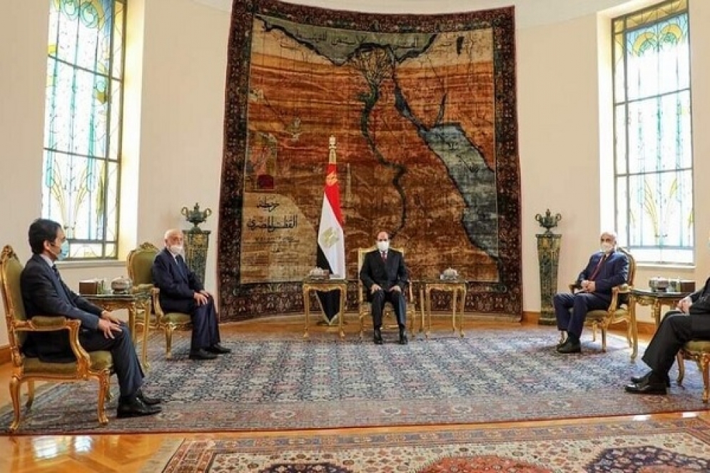تفاصيل لقاء الرئيس المصري مع حفتر و صالح