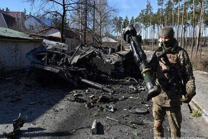 الإنتربول مُحذّرا: كمية كبيرة من الأسلحة المرسلة لأوكرانيا ستنتهي في يد مجرمين