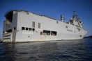 سفينة حربية فرنسية تقدم الرعاية الطبية لنحو ألف مصاب من غزة قبالة ساحل مصر