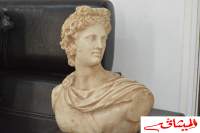 القبض على 4 أشخاص بحوزتهم مجموعة من الآثار ومخطوطات تاريخية (صور)