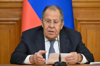 لافروف: الدعوات الحالية لوقف إطلاق النار في أوكرانيا هي محاولة لكسب الوقت وفق منطق زيلينسكي
