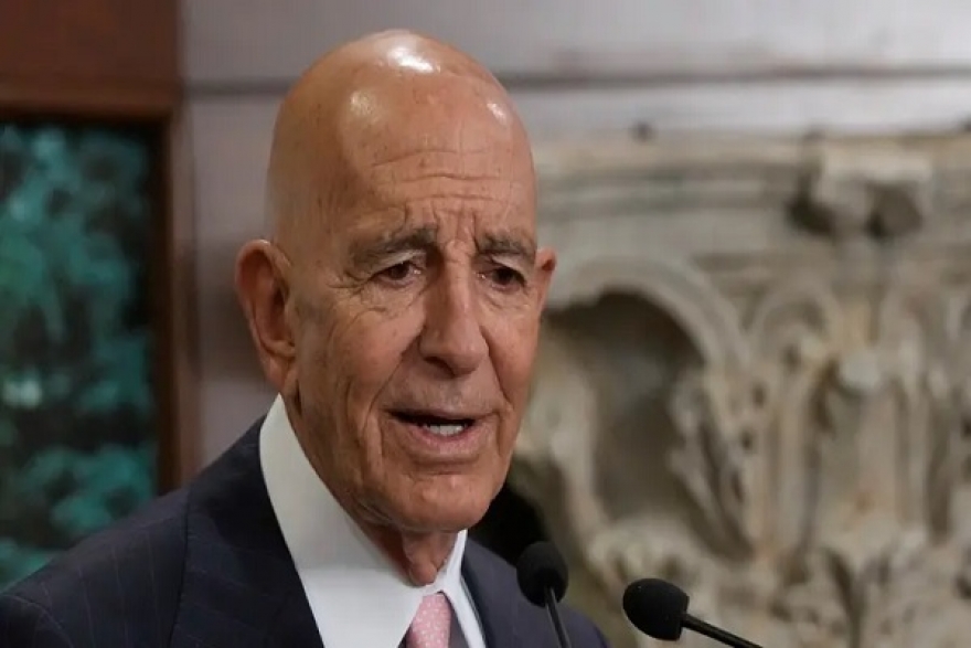 الليلة...لقاء صـ.ـهيوني سوري في باريس بحضور توم برّاك