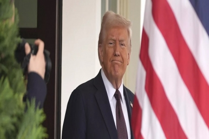 إدارة ترامب تدرس توسيع حظر السفر ليشمل 43 دولة بينها دول عربية