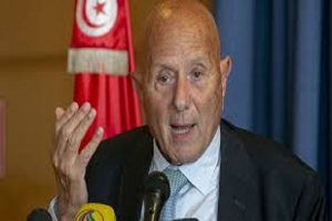 تأسيس لجنة مساندة لأحمد نجيب الشابي