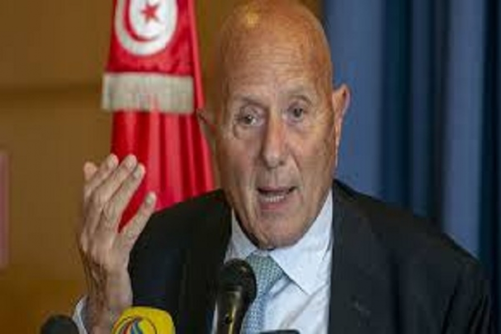 تأسيس لجنة مساندة لأحمد نجيب الشابي