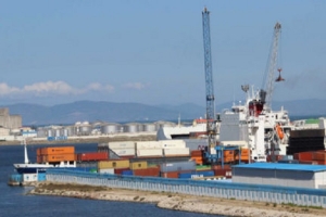 إجراءات جديدة لإحكام استغلال ميناء رادس