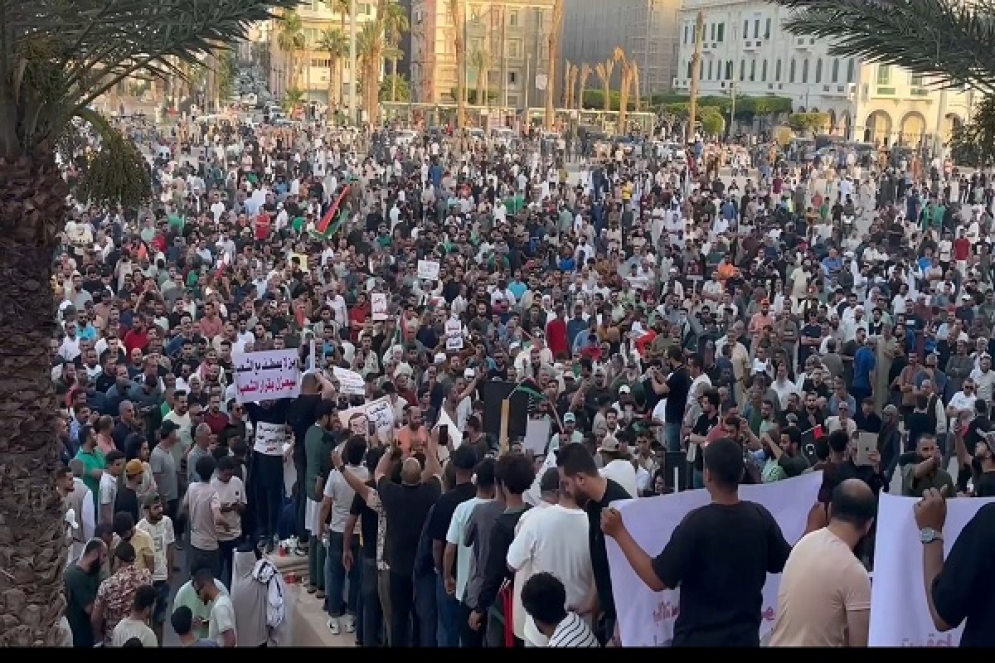 ليبيا.. المتظاهرون يمنحون المجلس الرئاسي 24 ساعة لتنفيذ مطالبهم