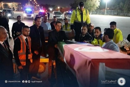 وفد حكومي ليبي في مهمة رسمية لنقل جثامين تونسيين توفوا في حادث مرور(صور)