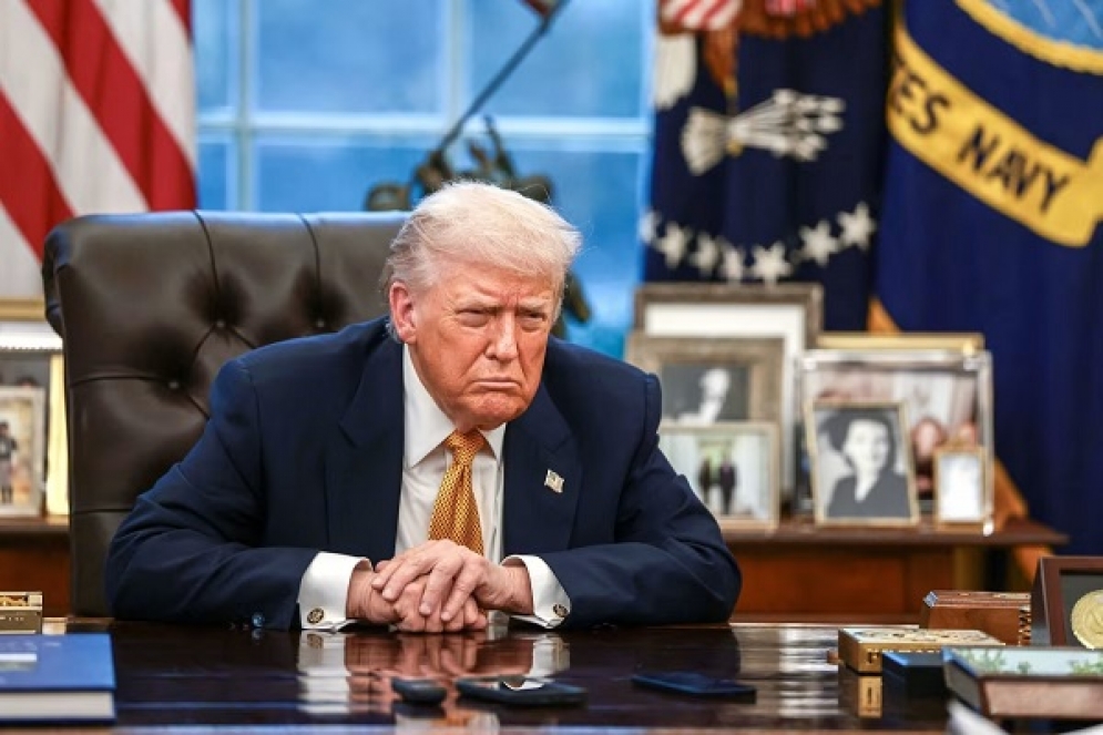 اتصال نتن-ياهو بترامب يدفع نحو التريث ويؤجل خيار الهجوم العسكري على إيران!