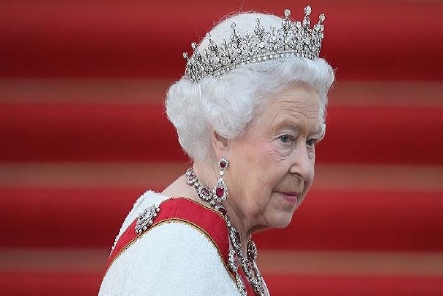الكشف عن سبب الملكة إليزابيث