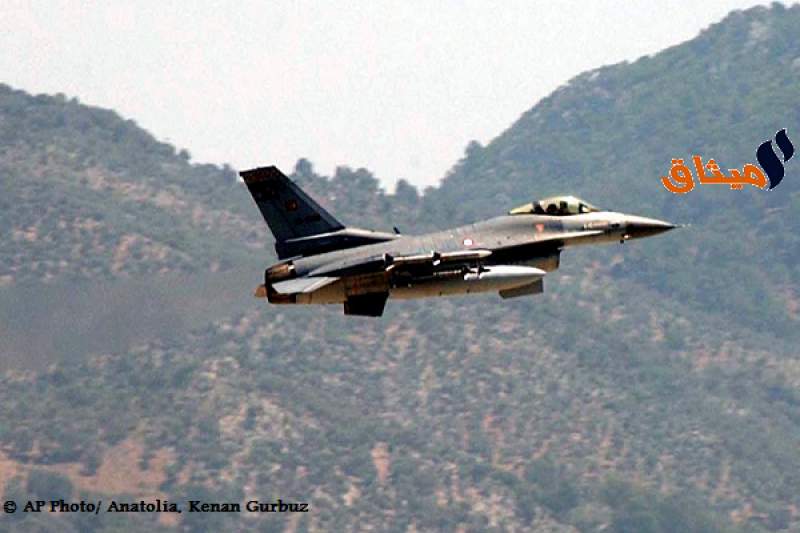 تركيا:تحطم طائرة تدريب عسكرية و مقتل طيارين إثنين