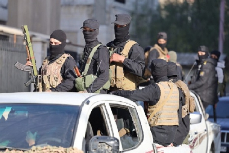 الحكومة السورية المؤقتة تعلن القبض على مجموعات تابعة لـ&quot;حزب الله&quot; بريف دمشق