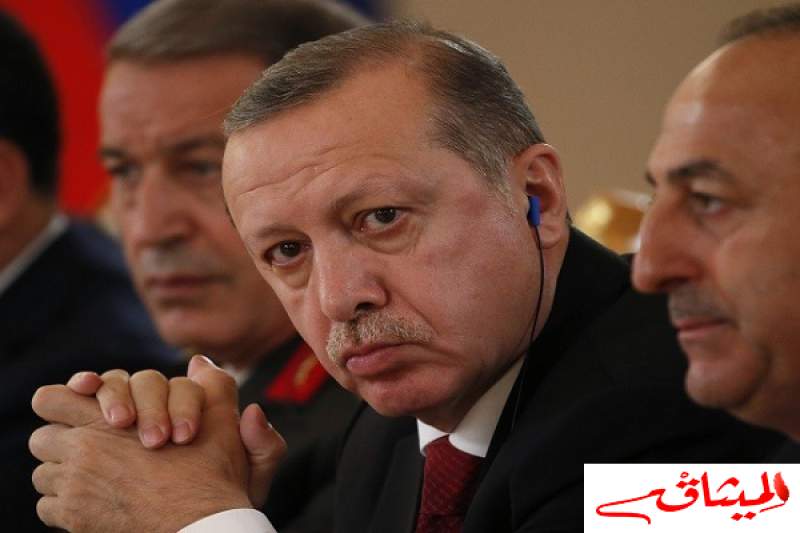أردوغان يهدد بالرد على هولاندا ويصفها بـ&quot;بقايا النازية&quot;
