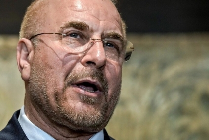 قاليباف لترامب: إصرارك على طاعة أوامر نتن-ياهو سيشعل المنطقة بأسرها