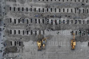 رويترز: تحقيق يرجح مسؤولية الجيش الأمريكي عن قصف مدرسة بإيران أسفرت عن عشرات الأطفال