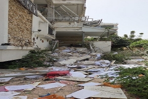 سقوط شظايا صواريخ في عدة مواقع بتل أبيب وبني براك وبتاح تكفا (صور)