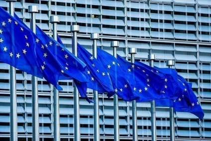 الاتحاد الأوروبي يتراجع عن قراره تعليق المساعدات للفلسطينيين