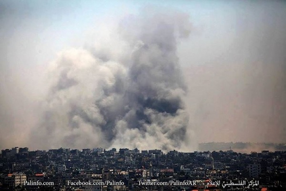 غزة تحت القصف : 119  شهيدا و 380 مصابا