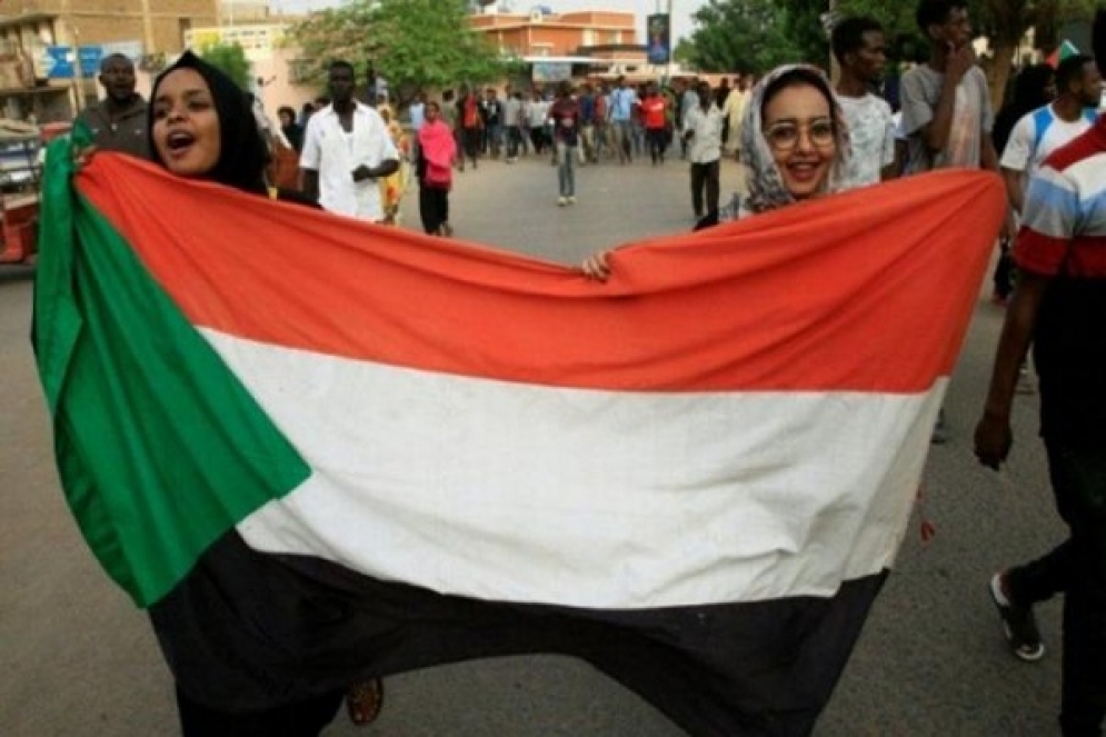 أمريكا تُزيل السودان من قائمة الدول الراعية للإرهاب