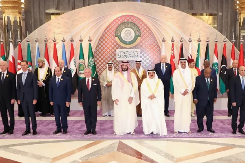 القمة العربية…القادة العرب يؤكدون أهمية تكثيف الجهود للتوصل إلى تسوية شاملة وعادلة للقضية الفلسطينية