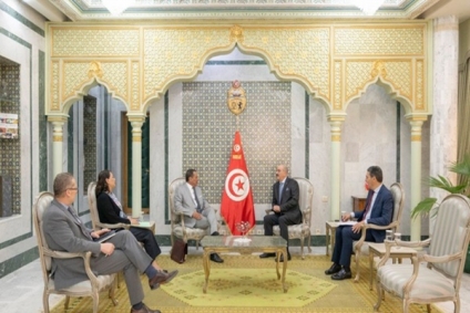 وزير الخارجية يلتقي مرشّح تونس لمنصب قاض بالمحكمة الدولية لقانون البحار