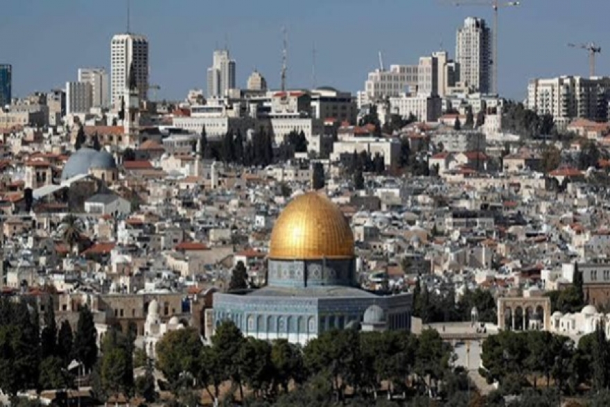 القدس المحتلة..  قوات الاحتلال تقتحم بيت إكسا وتعتقل مواطنًا
