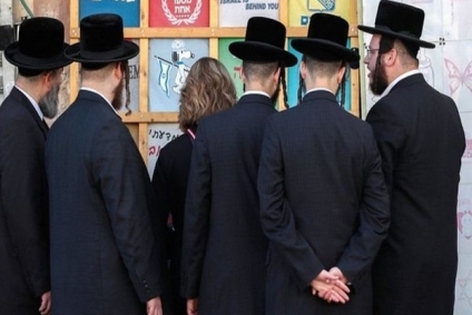 فضيحة تهزّ دولة الاحتلال.. التحقيق مع حاخام بتهم اعتداءات جنسية على طالبة