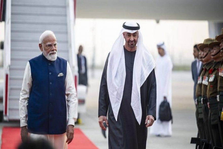 تفاصيل الموقف المحرج الذي تعرّض له بن زايد خلال زيارته الأخيرة إلى الهند