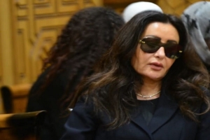 لطيفة تؤجل طرح ألبومها الجديد بعد صدمة وفاة شقيقها نور الدين