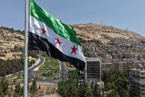 رويترز عن مصادر: أمريكا تُشجع سوريا على المساعدة في نزع سـ.ـلاح حـ.ـزب الله ودمشق مترددة