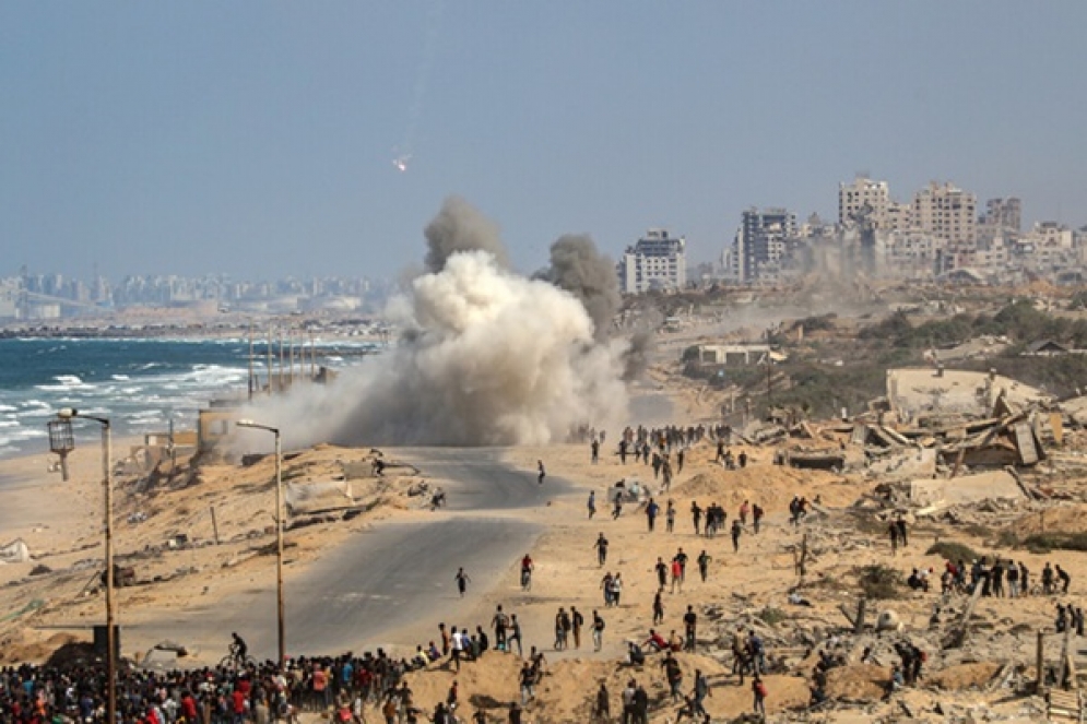 مصادر طبية: 6 شـ.ـهداء وأكثر من 15 جريحا في قصف صـ.ـهيوني استهدف خيمة للنازحين غرب مدينة غزة