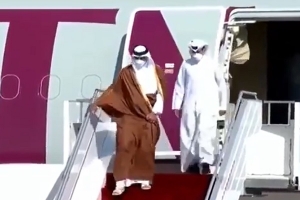 بعد قطيعة دامت 3 سنوات: محمد بن سلمان يستقبل تميم بن حمد بالقبل والاحضان