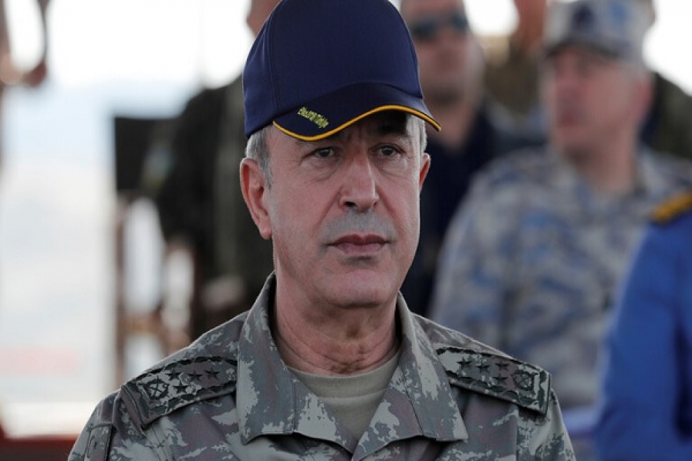 بقيادة وزير الدفاع: وفد عسكري تركي رفيع المستوى يتوجه إلى ليبيا