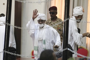 الجيش السوداني: عمر البشير في المستشفى تحت حراسة قضائية