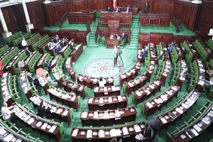 البرلمان يصادق على 3 مشاريع قوانين أساسية تتعلق باتفاقيات شراكة وتبادل حر