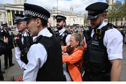 شرطة لندن توقف 92 شخصا في احتجاج لدعم مجموعة 