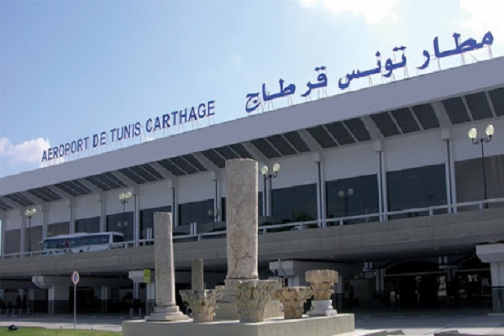 الورتاني يكشف تفاصيل ايقاف 7 مسافرين بمطار تونس قرطاج بسبب تحاليل كورونا مزوّرة