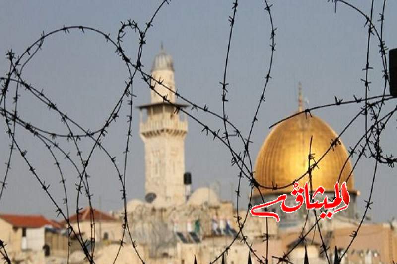 قوات الإحتلال تمنع الرجال دون الخمسين من دخول القدس