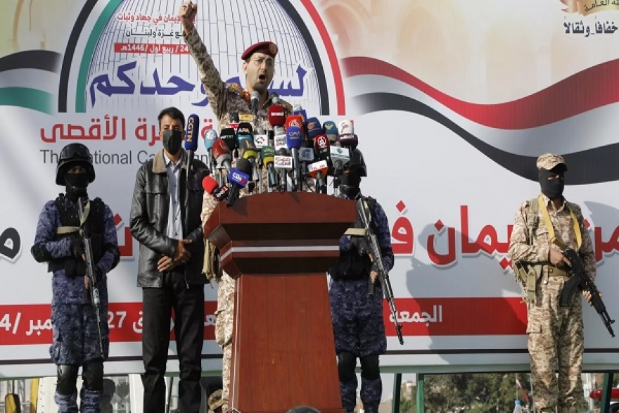 أنصار الله تعلن استهداف مطار &quot;بن غوريون&quot; وضرب هدفيين حيويين في يافا وحيفا